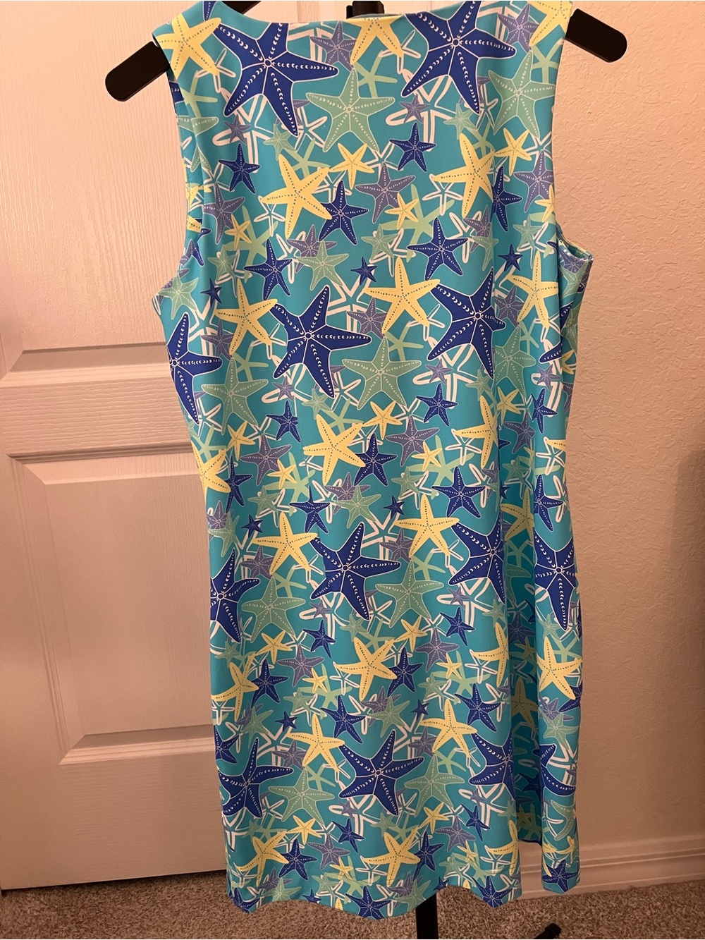 Anthony’s Resort Wear Dress - Picture 2 of 4